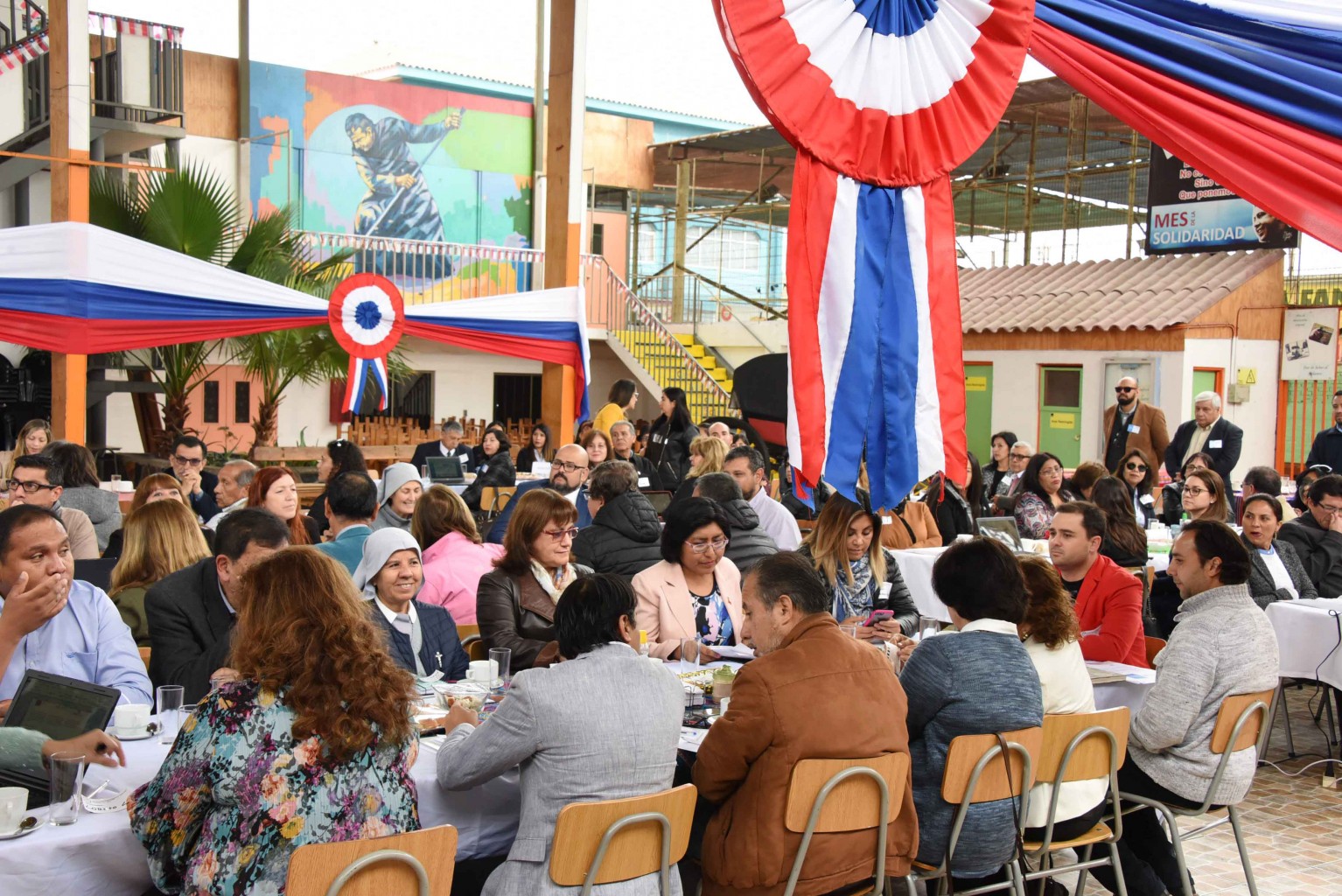 DIÁLOGOS EDUCATIVOS.JPG